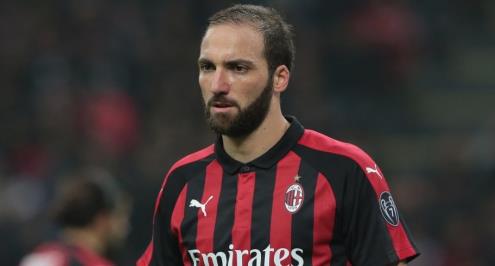 سكاي: هيجواين ينتقل لتشيلسي 